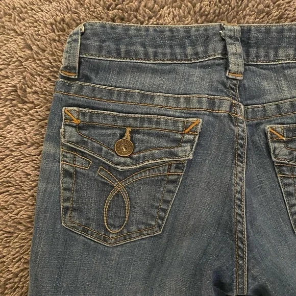 CALVIN KLEIN Women’s Vintage Lean Bootcut Jeans - Picture 6 of 16